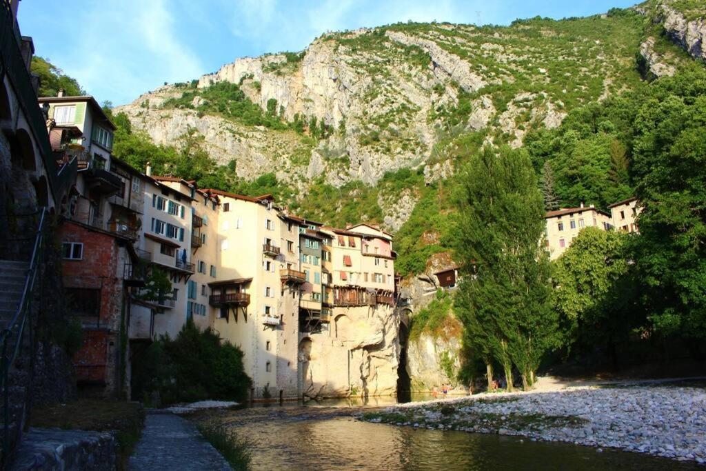 Studio** Cle Des Champs Au Pied Du Vercors Saint-Laurent-en-Royans ภายนอก รูปภาพ
